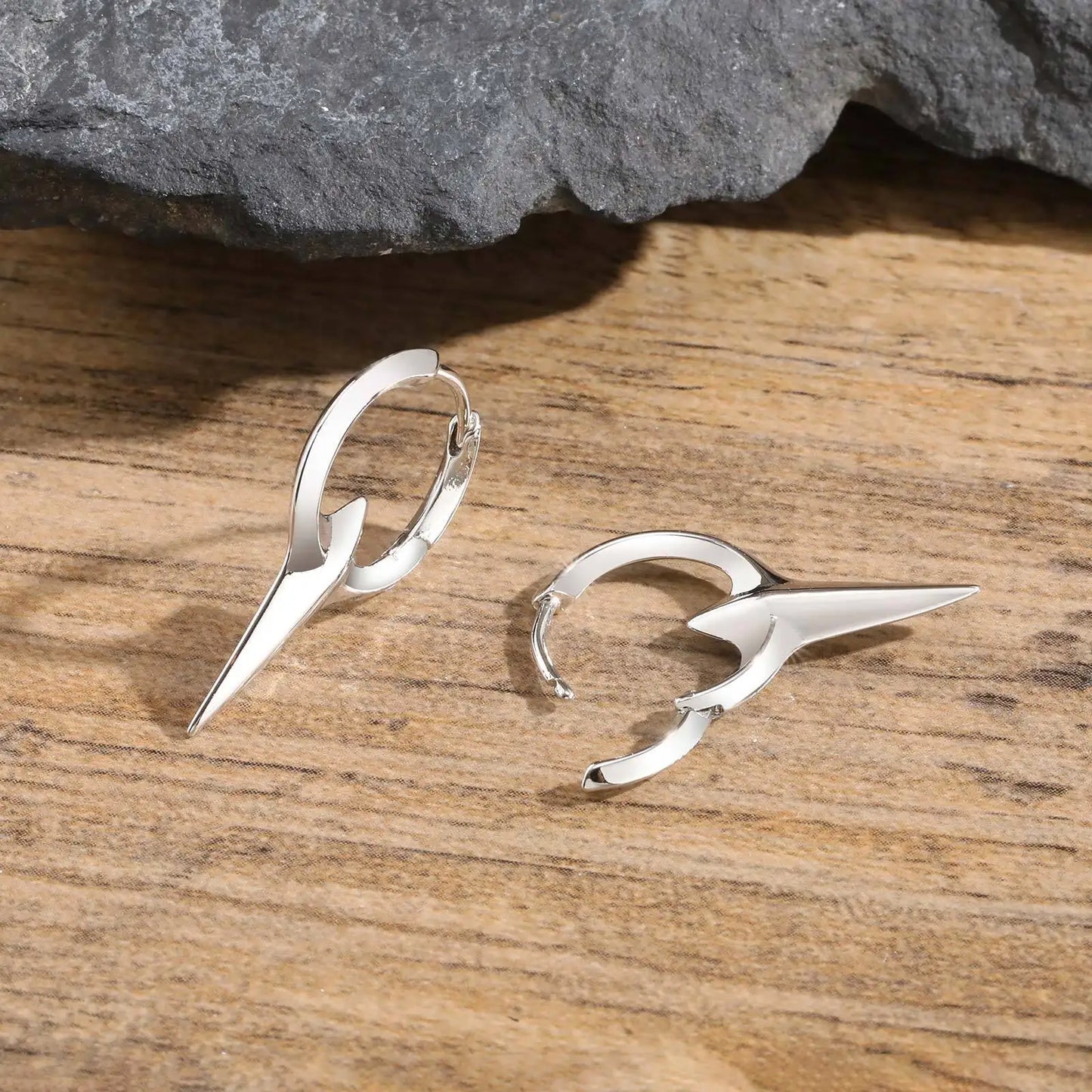 Brinco Masculino em Aço Argola Spear