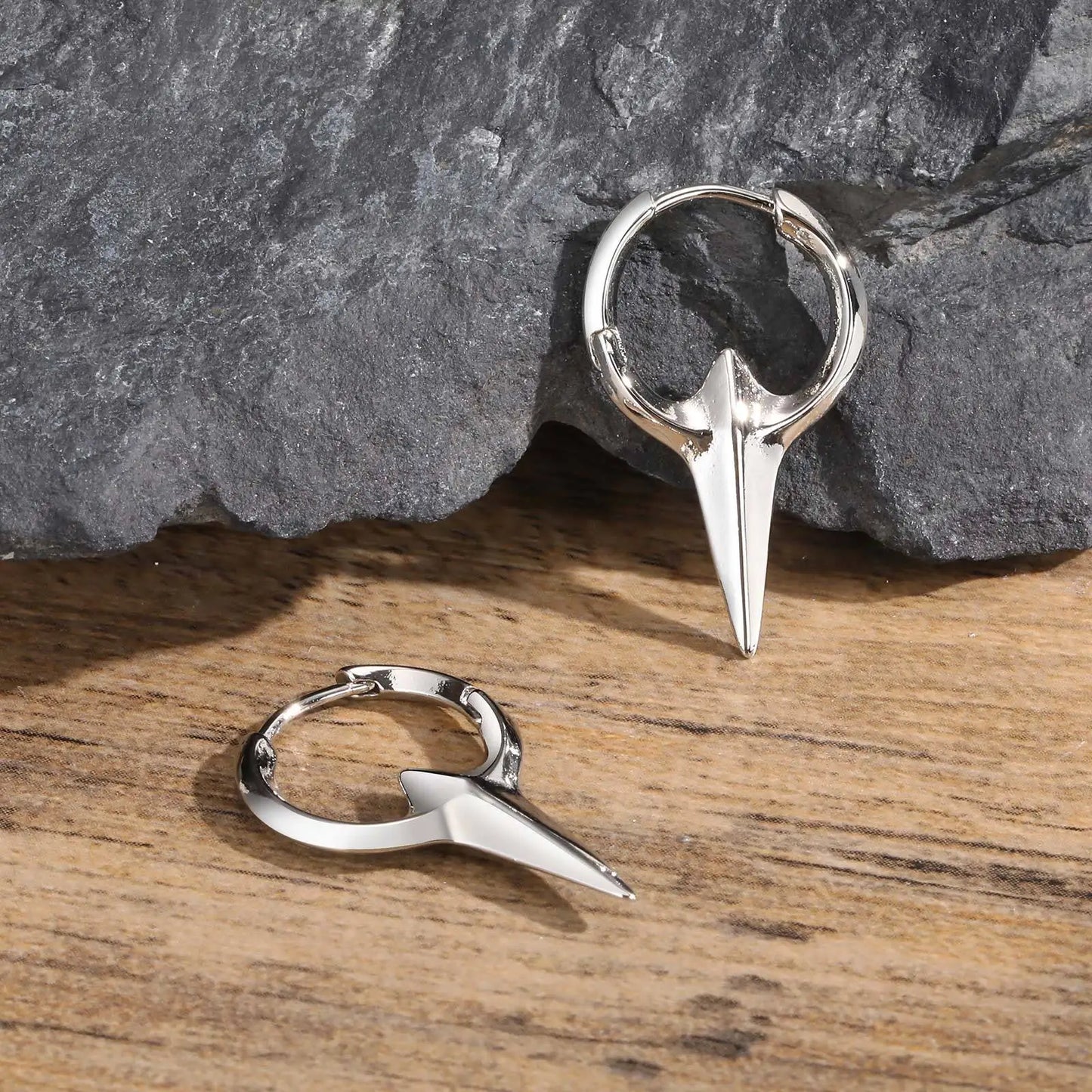 Brinco Masculino em Aço Argola Spear