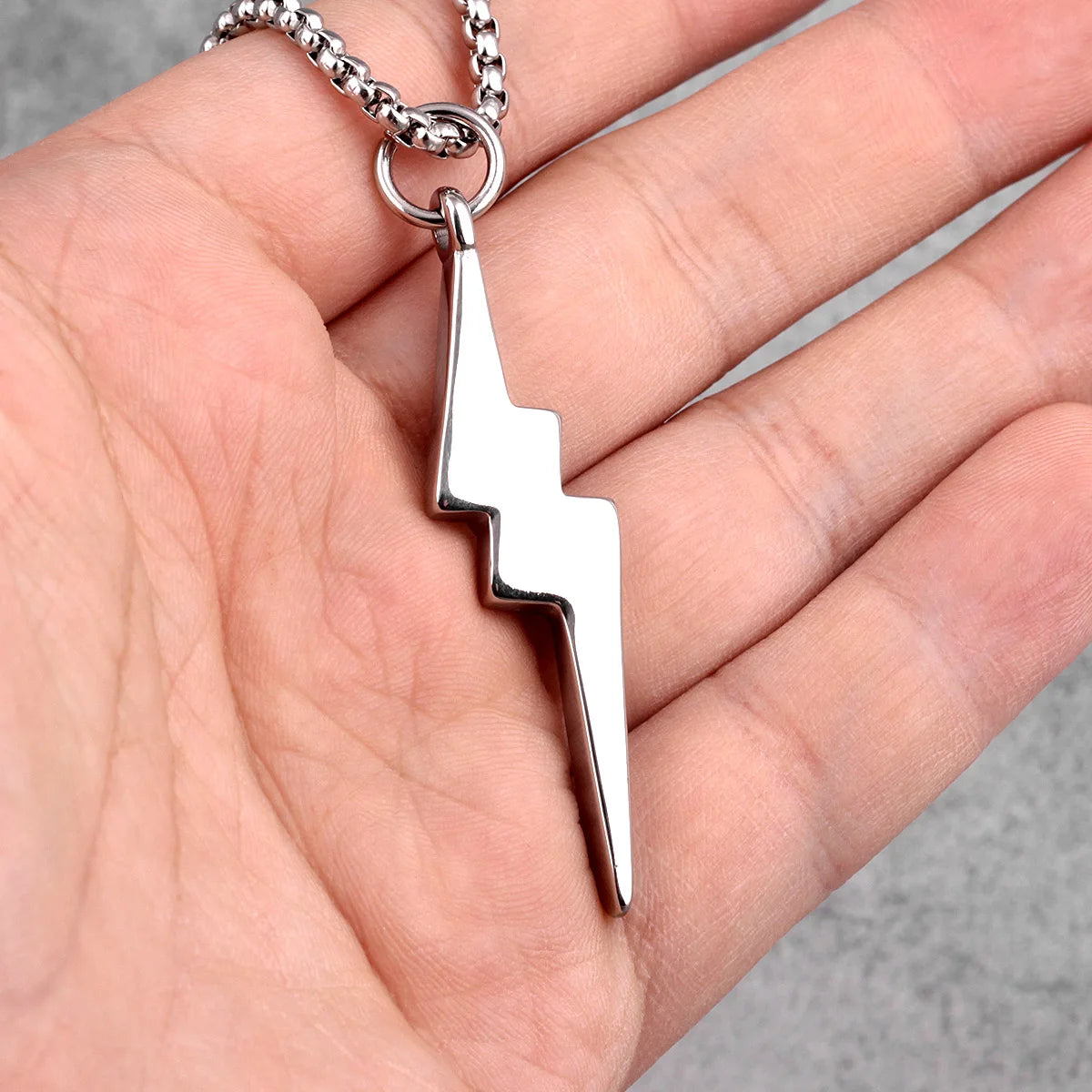 Colar Masculino em Aço Inox Lightning