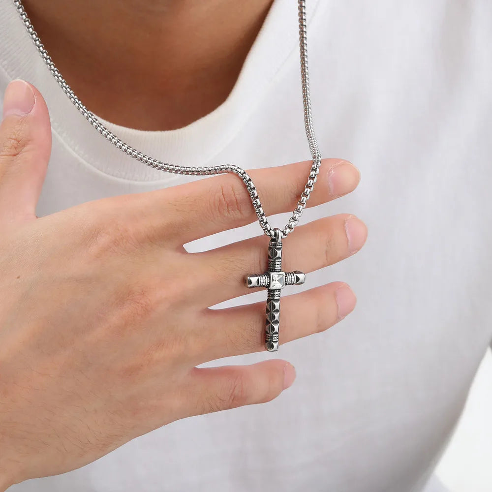 Colar Masculino em Aço Inox Punk Cross