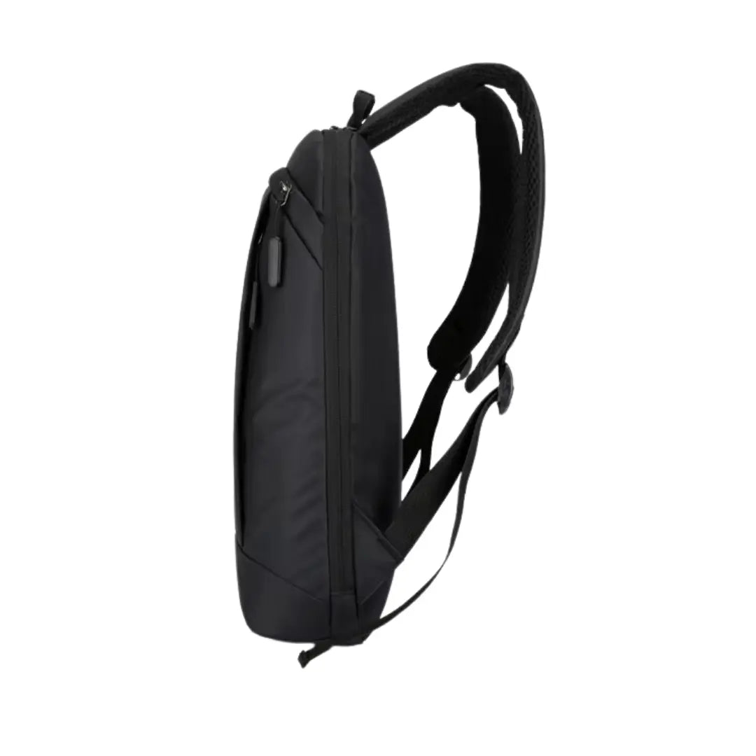 Mochila Masculina Super Leve em Nylon Estocolmo