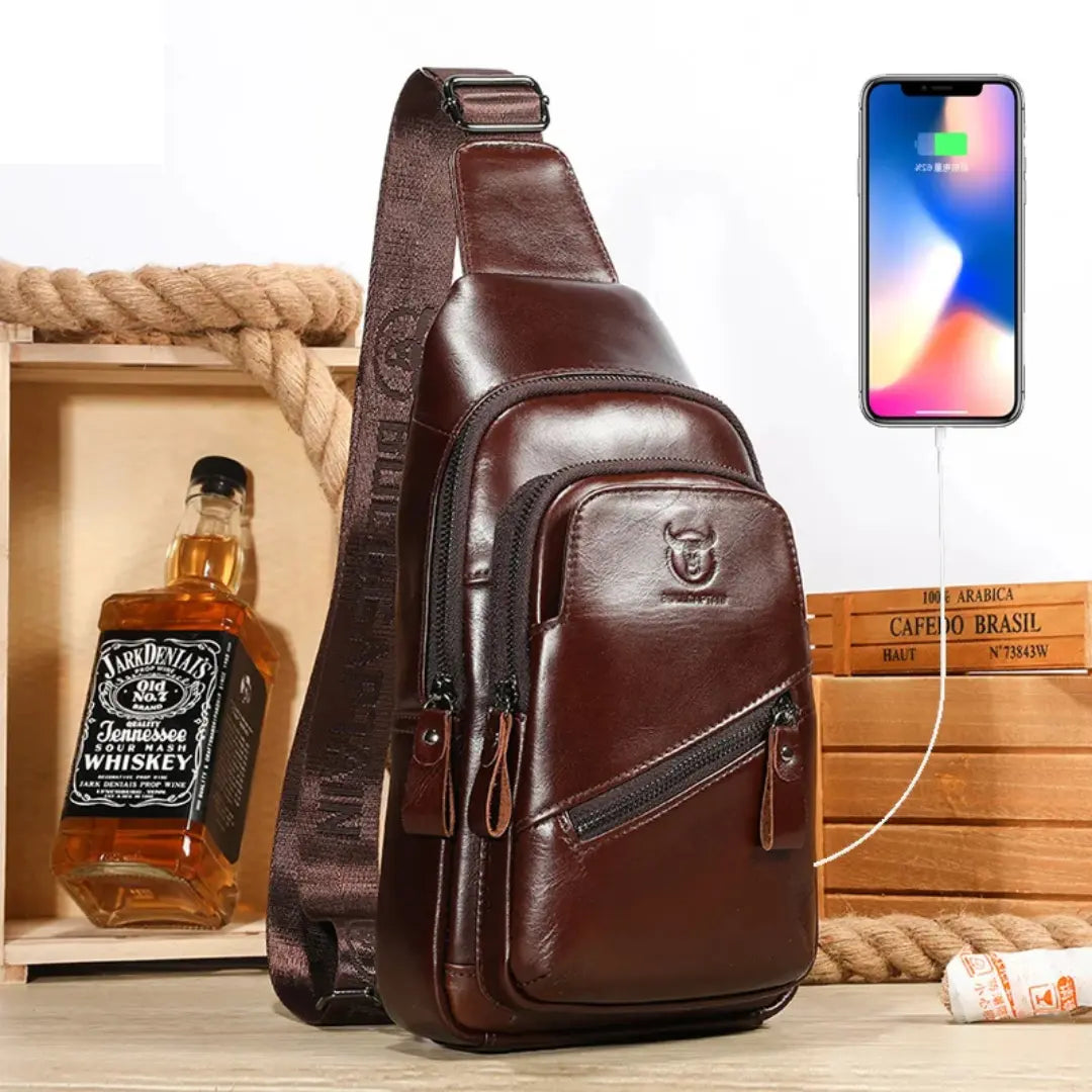 Mochila Transversal Masculina de Couro Taurus