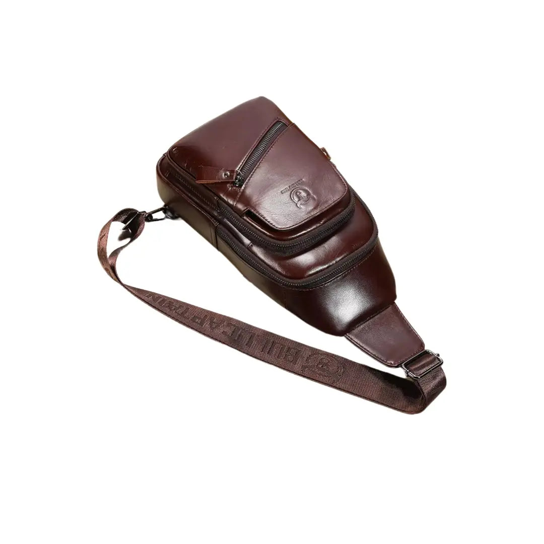 Mochila Transversal Masculina de Couro Taurus