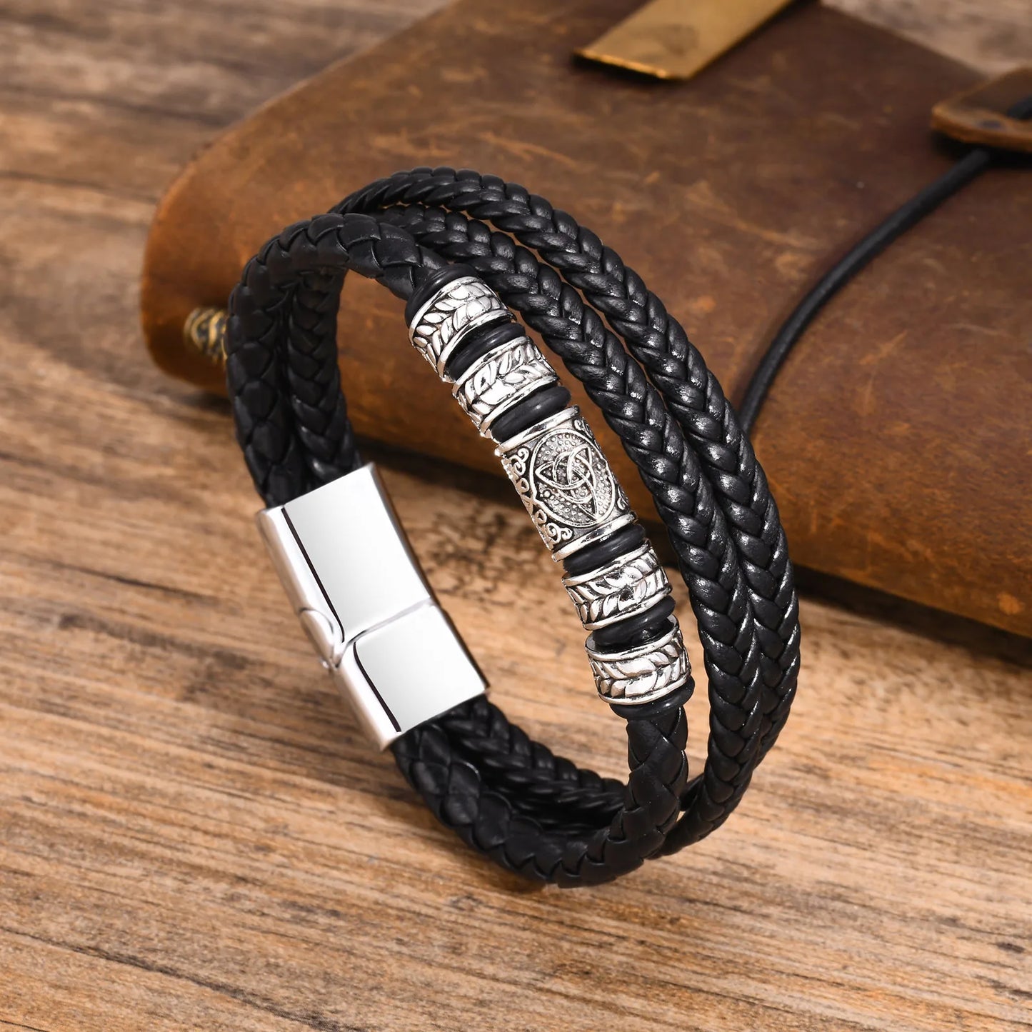 Pulseira Masculina de Couro e Aço Lukz