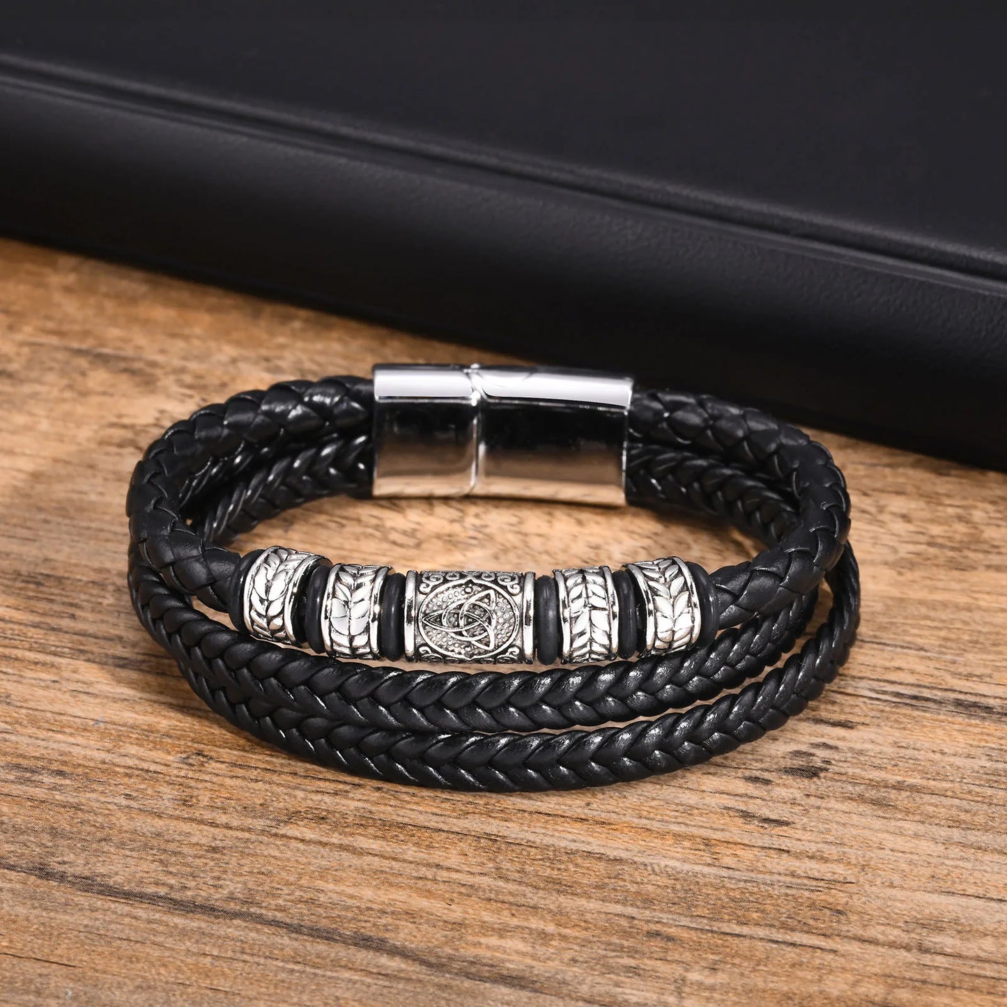 Pulseira Masculina de Couro e Aço Lukz