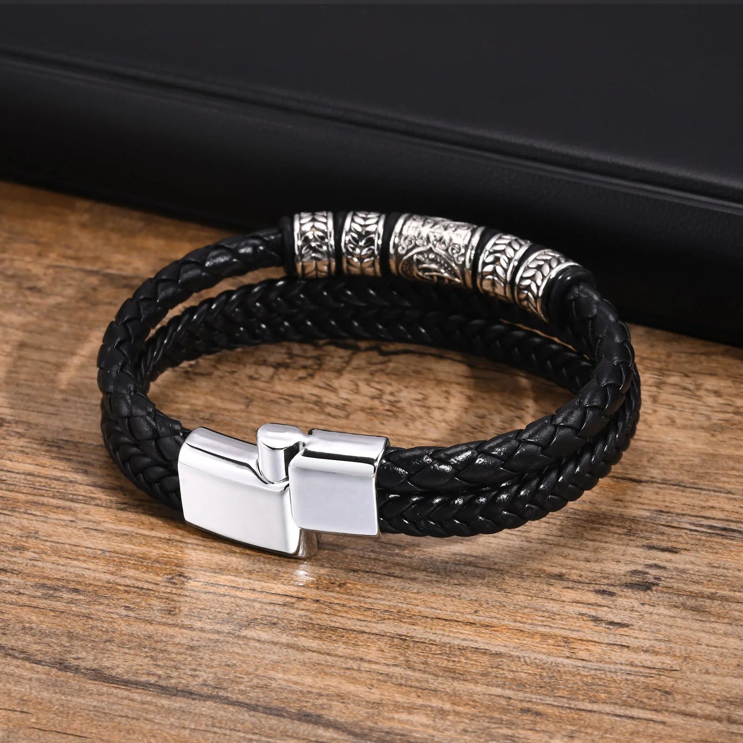 Pulseira Masculina de Couro e Aço Lukz