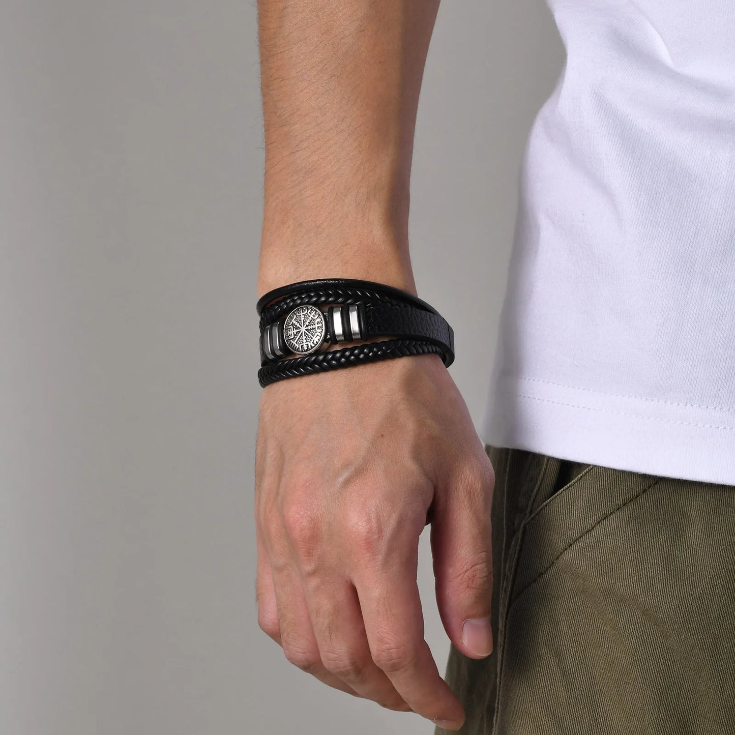 Pulseira Masculina de Couro e Aço VKN