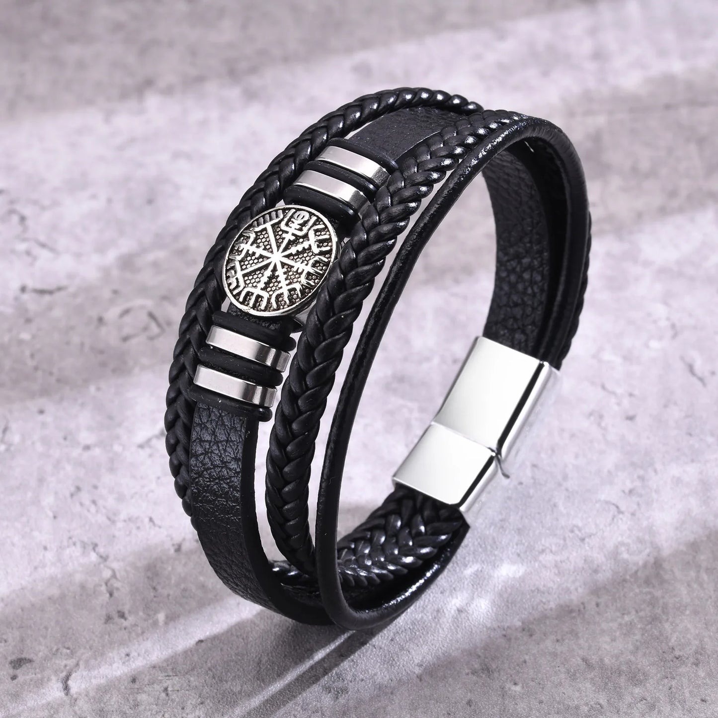 Pulseira Masculina de Couro e Aço VKN