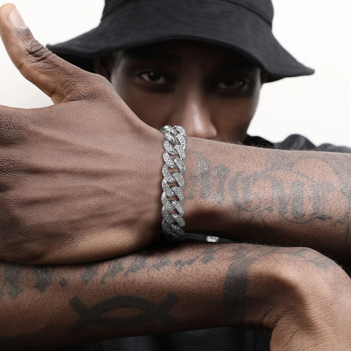 Pulseira Masculina em Aço e Zircônia Cuban