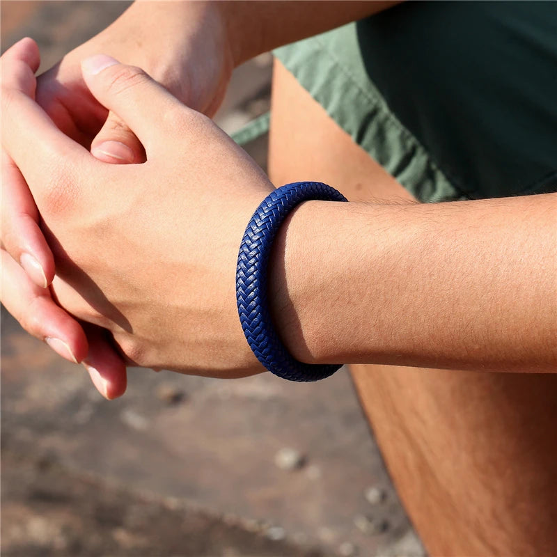 Pulseira Masculina em Couro Dimitrios