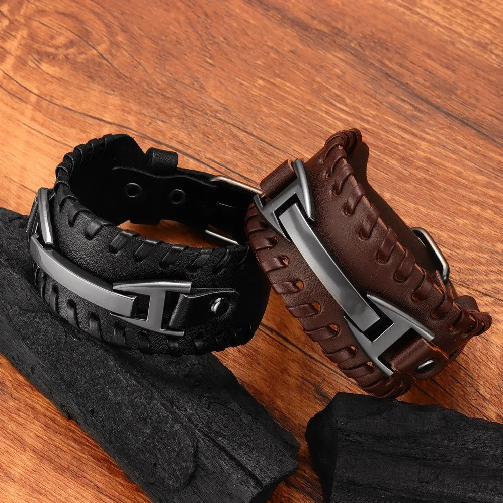 Pulseira Masculina em Couro Punk