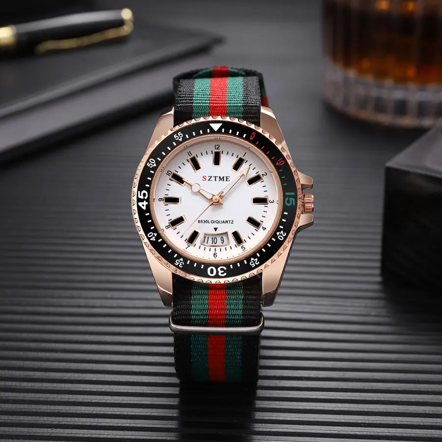 Relógio Masculino com Pulseira de Nylon Luxo Casino