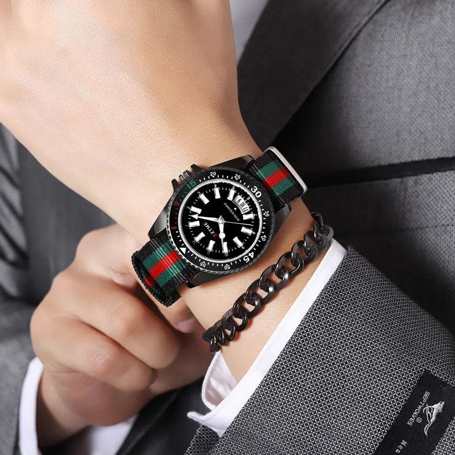 Relógio Masculino com Pulseira de Nylon Luxo Casino