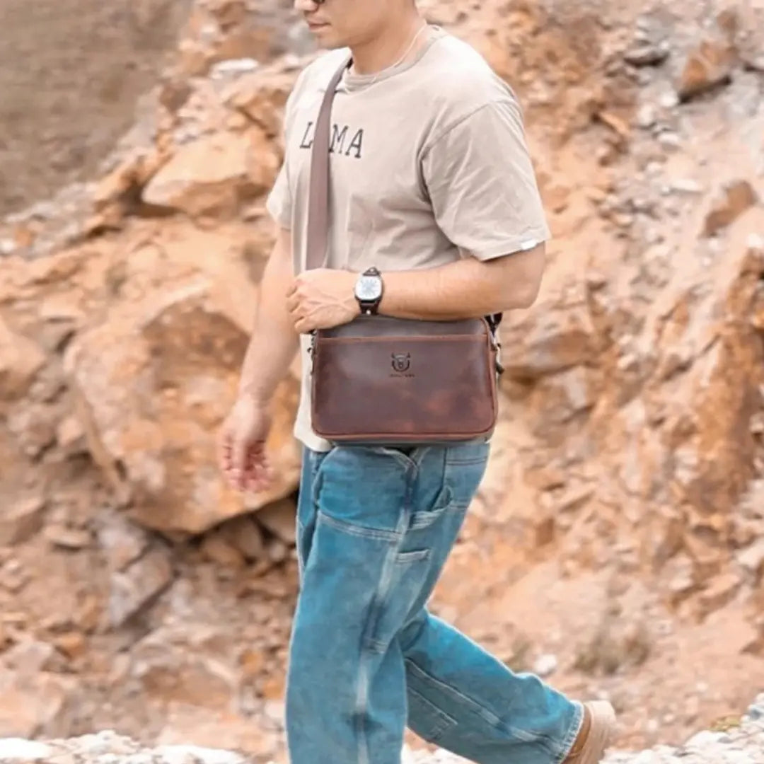 Bolsa Masculina de Ombro em Couro Legítimo Bullcaptain Otto