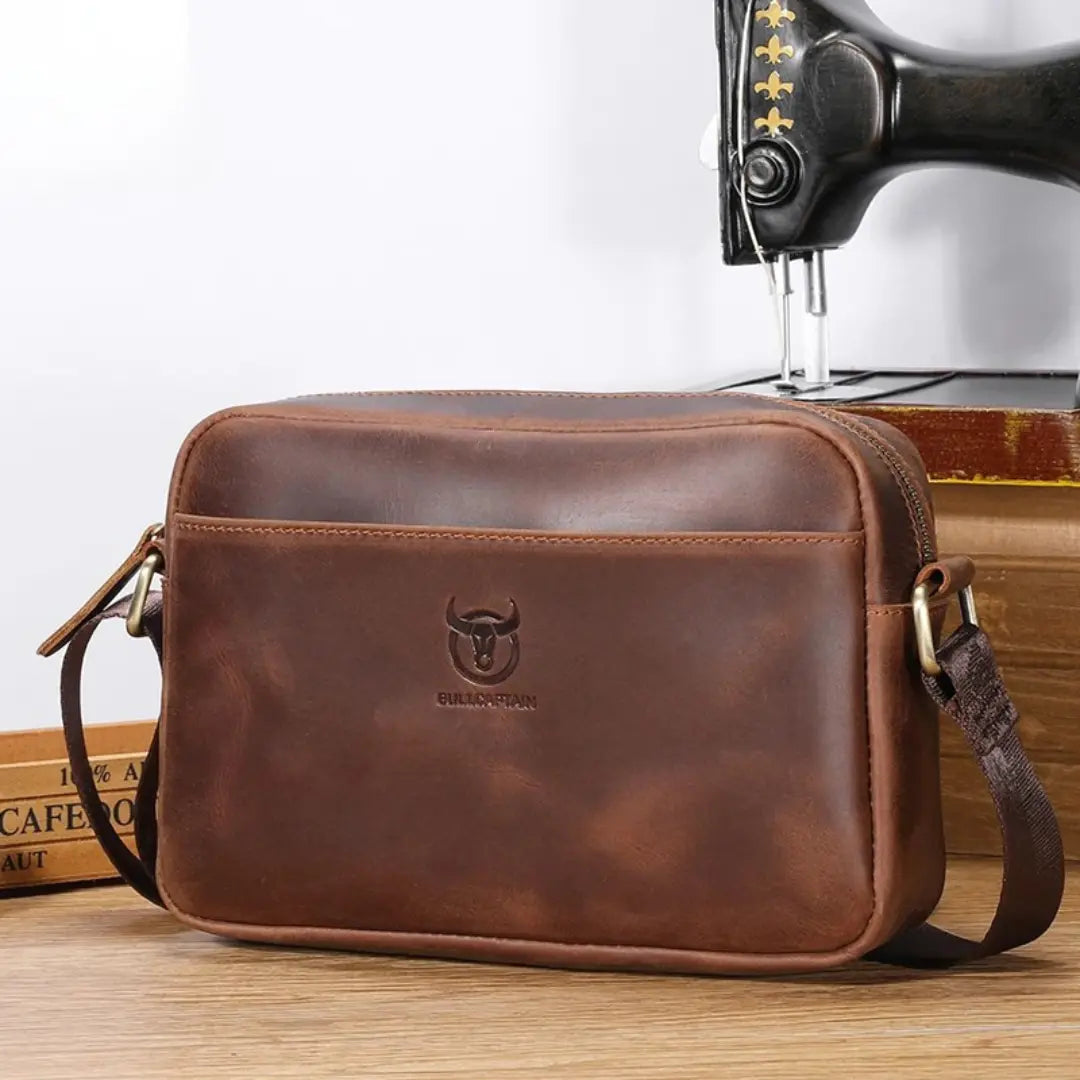 Bolsa Masculina de Ombro em Couro Legítimo Bullcaptain Otto