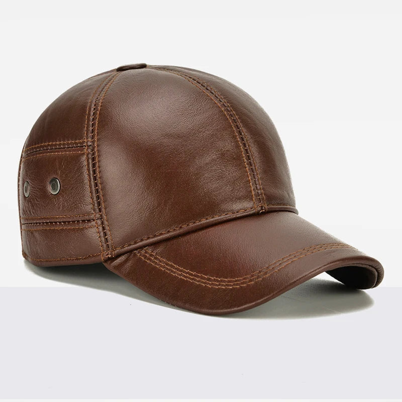 Boné Masculino Aba Curva em Couro Legítimo Buttons