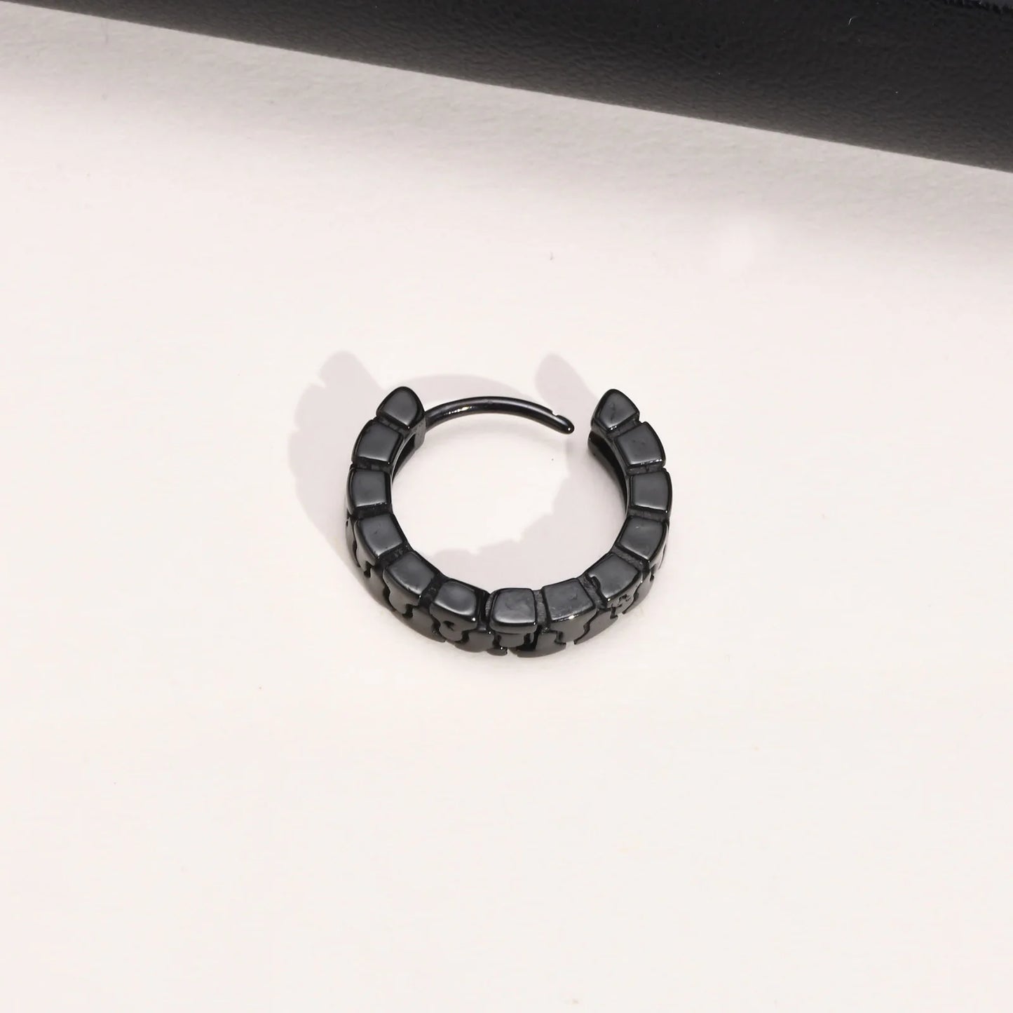 Brinco Masculino Argola em Aço Tire (Par)