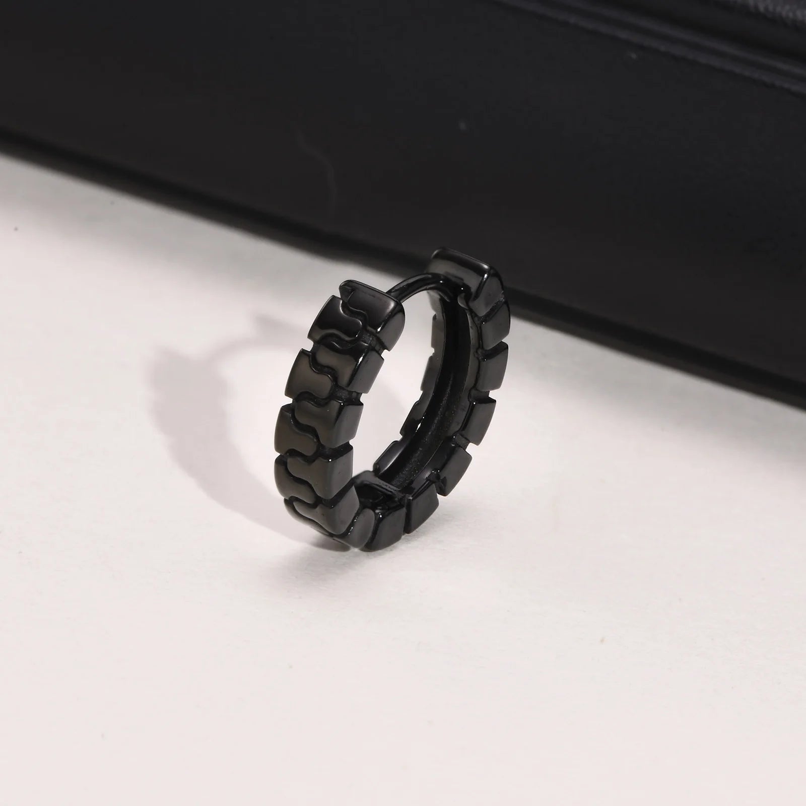 Brinco Masculino Argola em Aço Tire (Par)