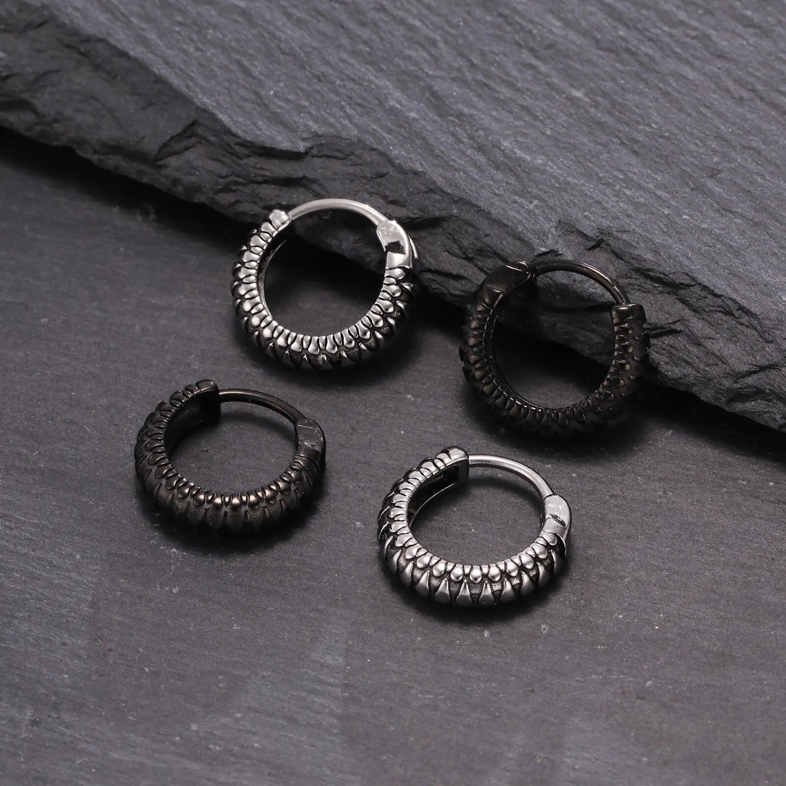 Brinco Masculino em Aço Argola Black Snake
