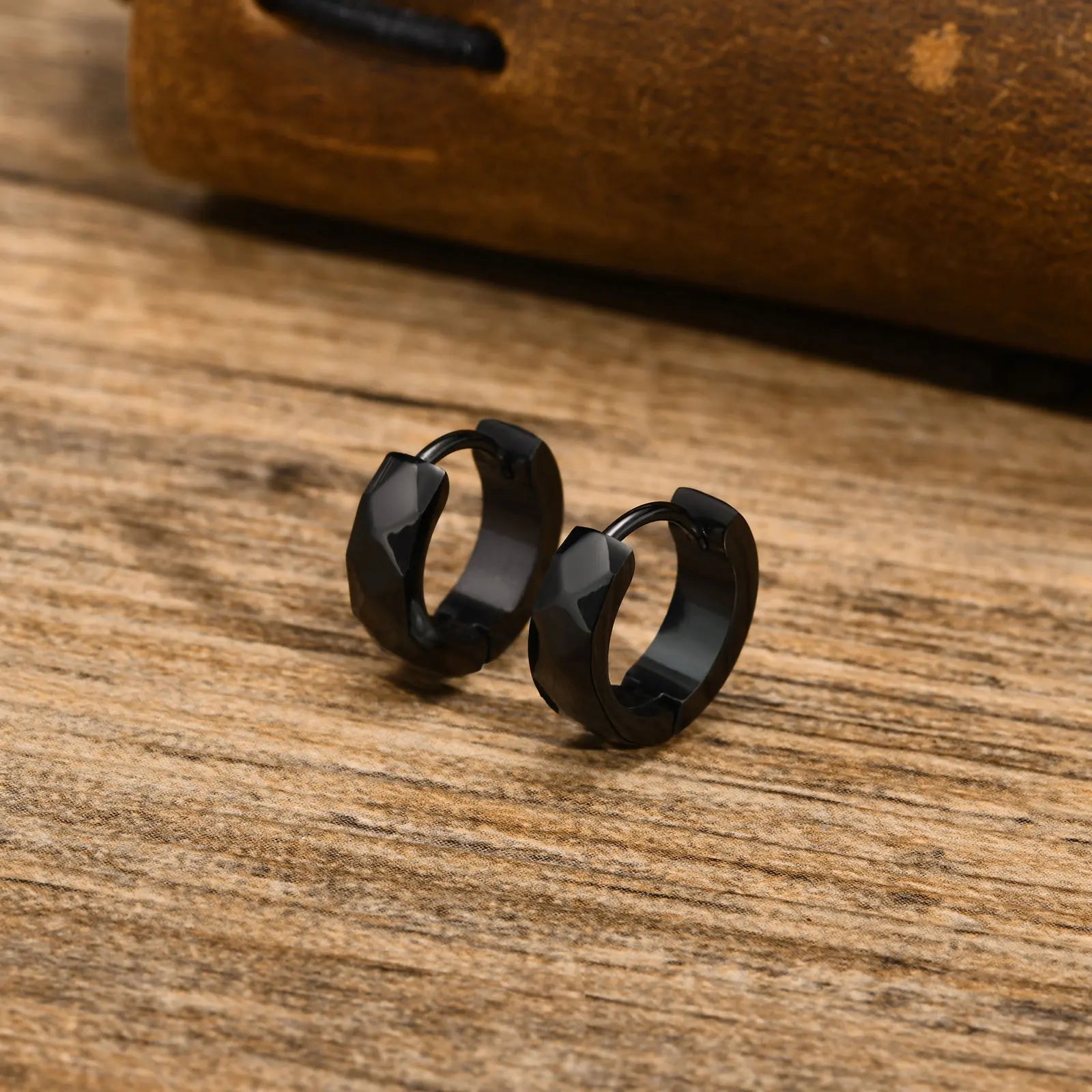 Brinco Masculino em Aço Argola Geometric (Par)