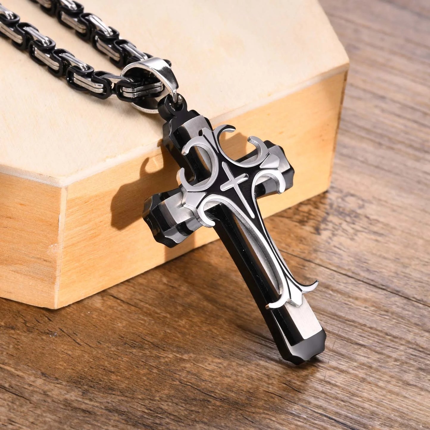 Colar Masculino em Aço Inox Cruz Bizantina