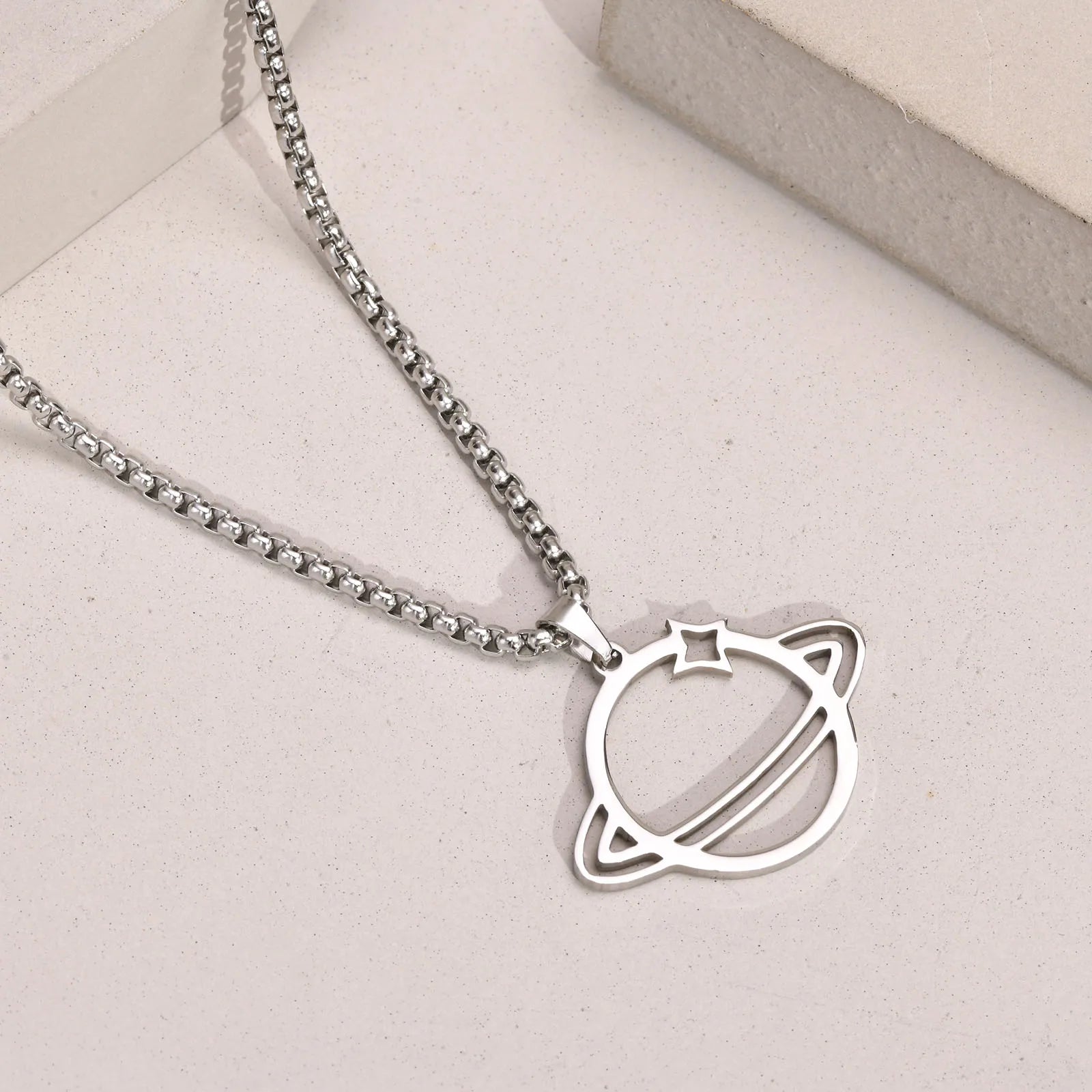 Colar Masculino em Aço Inox Saturn