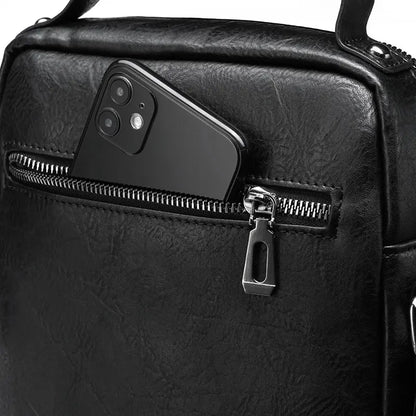 Bolsa Transversal Masculina de Couro Preta - Orion