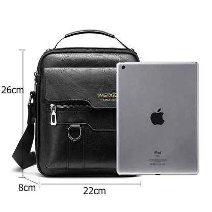 Bolsa Transversal Masculina de Couro Preta - Orion