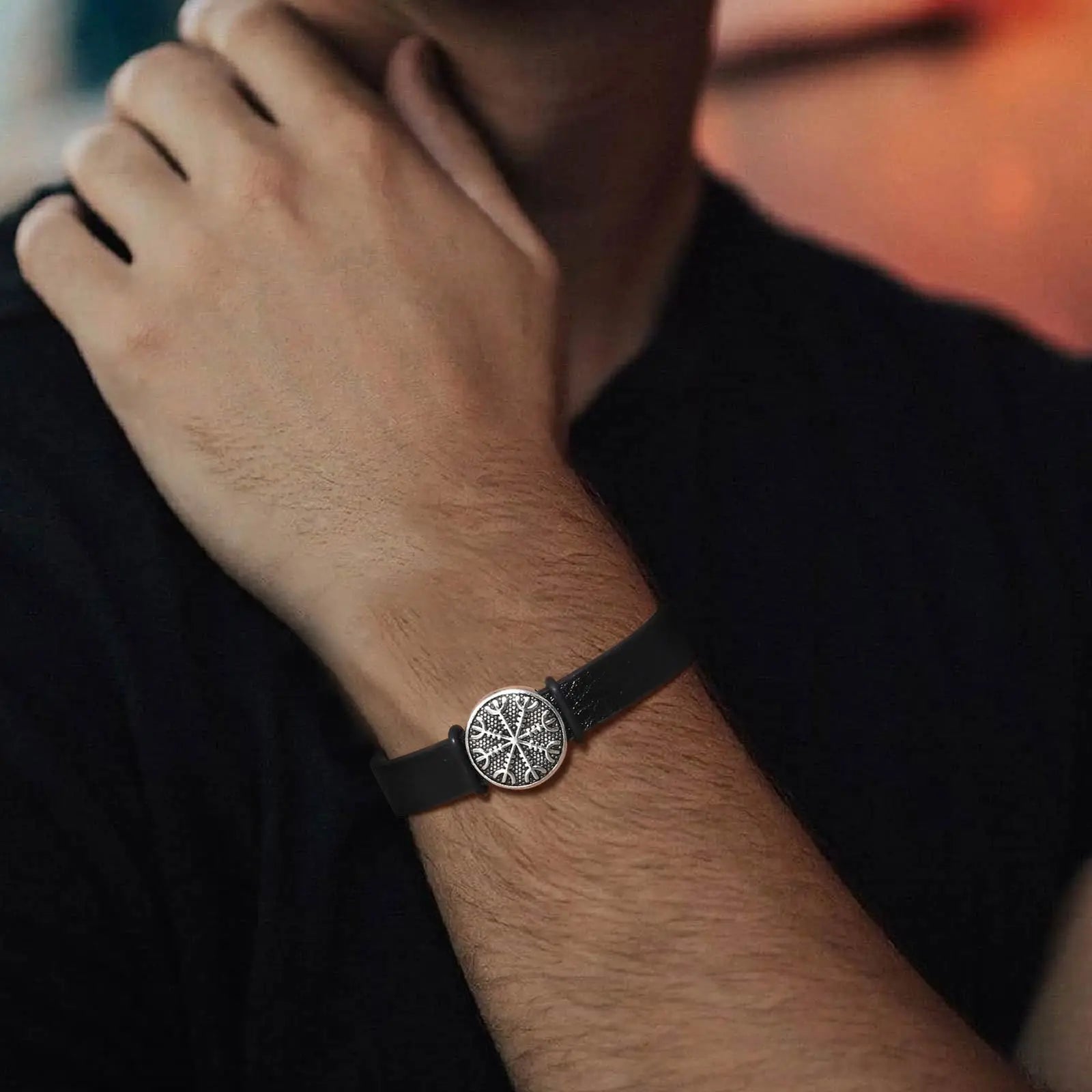 Pulseira Masculina em Couro e Aço Viking Compass