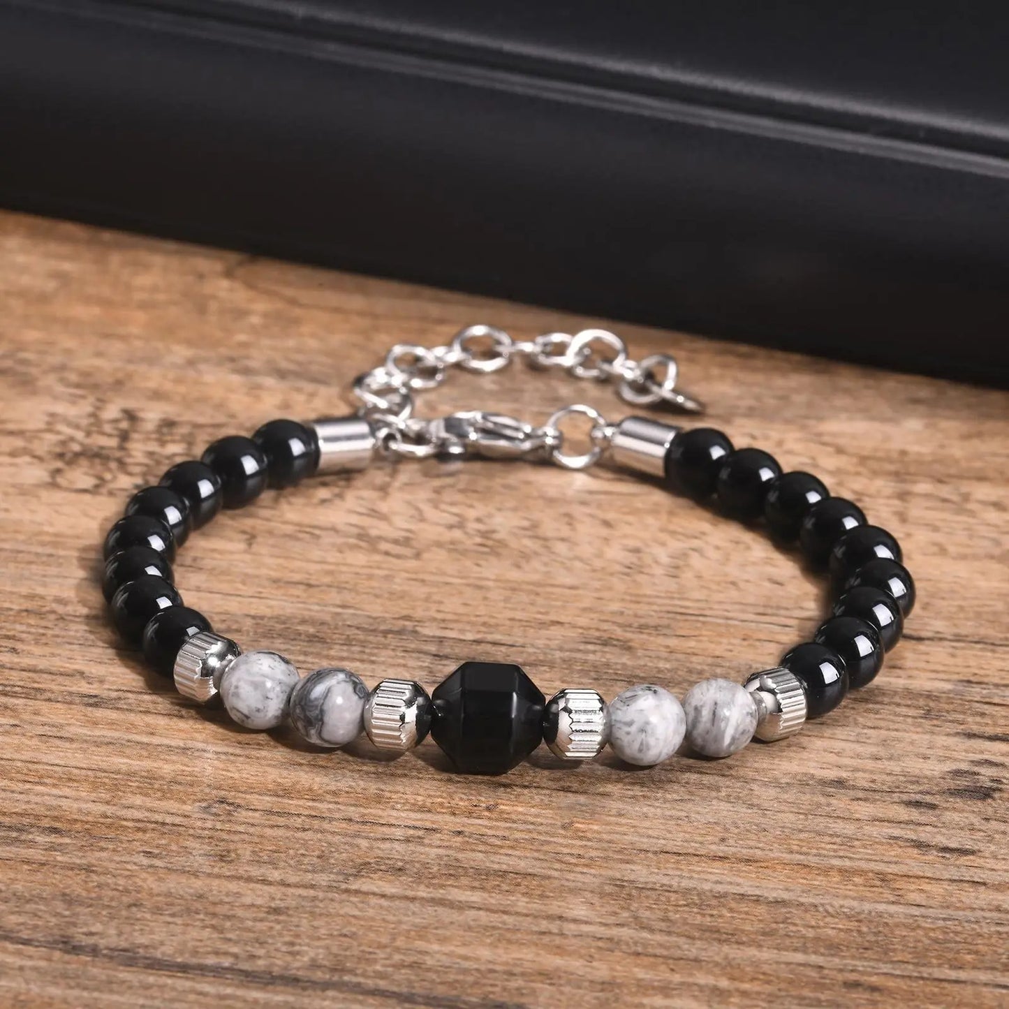 pulseira masculina, pulseira masculina aço inoxidável, pulseira masculina couro, pulseira masculina prata, pulseira masculina estilo viking, pulseira masculina elegante, pulseira masculina esportiva, pulseira masculina casual, pulseira masculina ouro, pulseira masculina com pingente